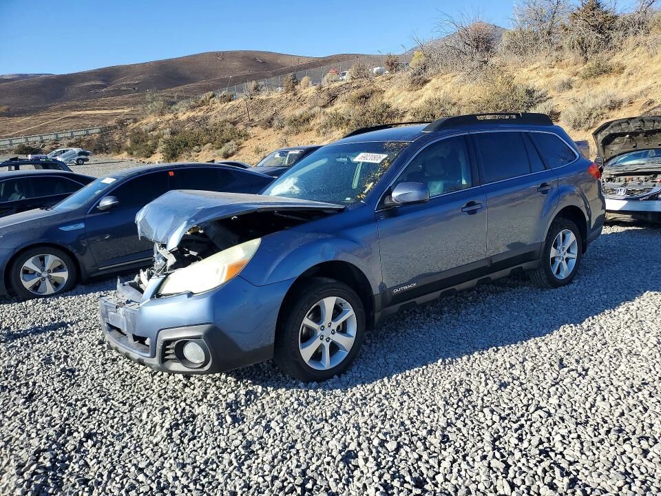 2014 SUBARU Outback