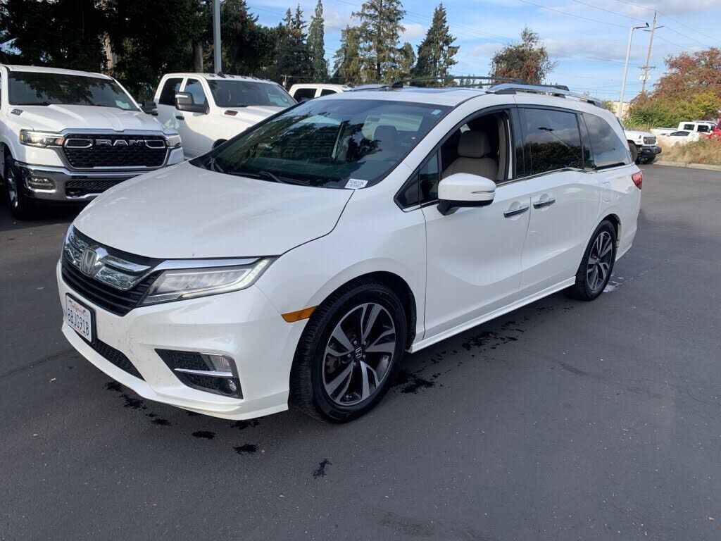 2018 HONDA Odyssey