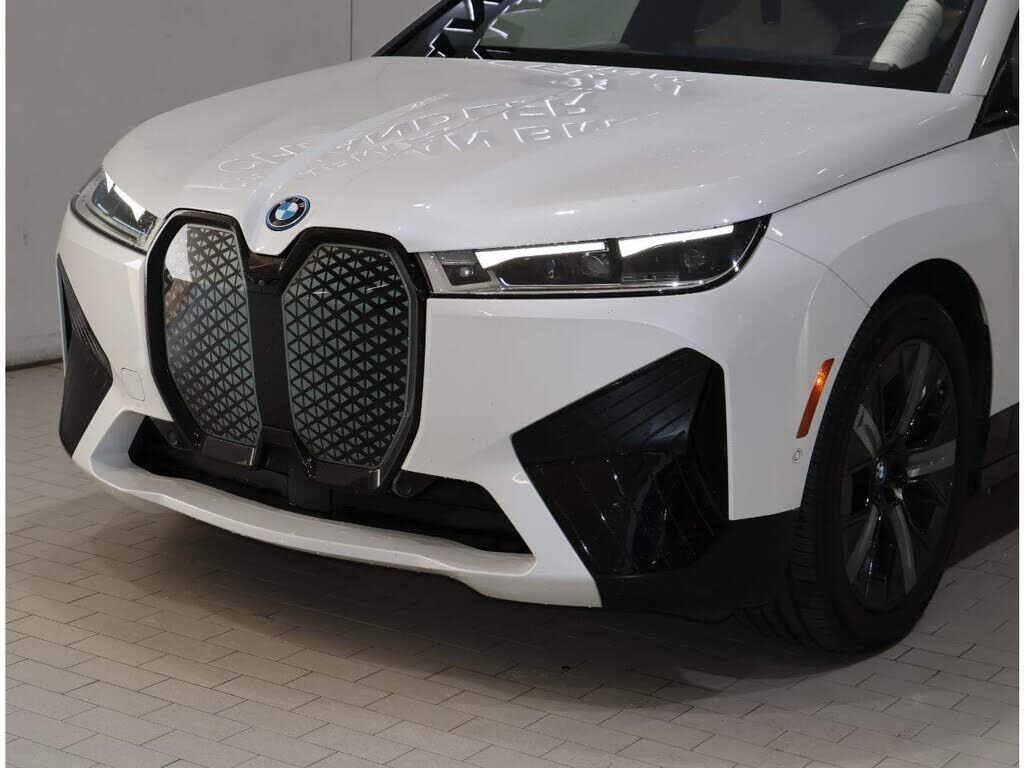 2024 BMW iX
