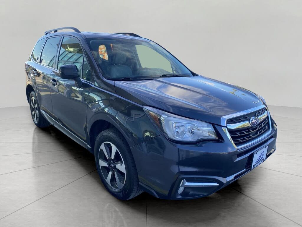 2017 SUBARU Forester