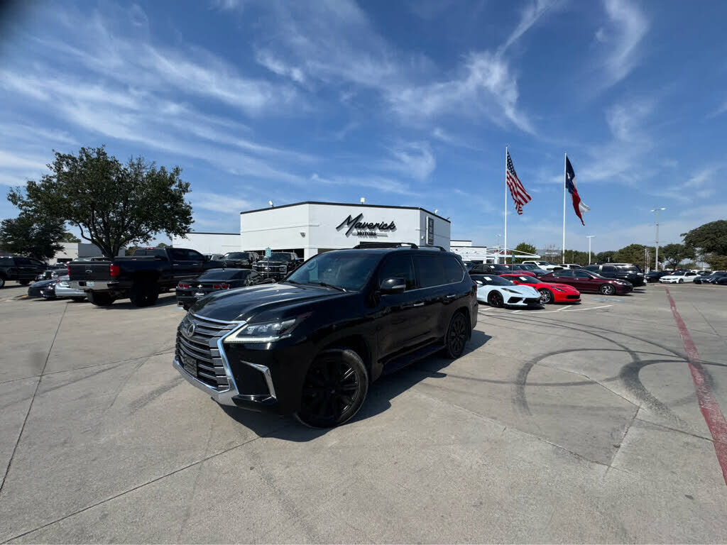 2017 LEXUS LX