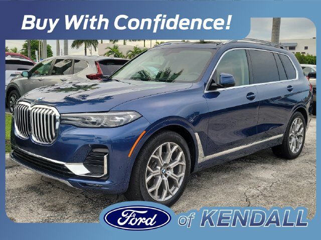 2021 BMW X7