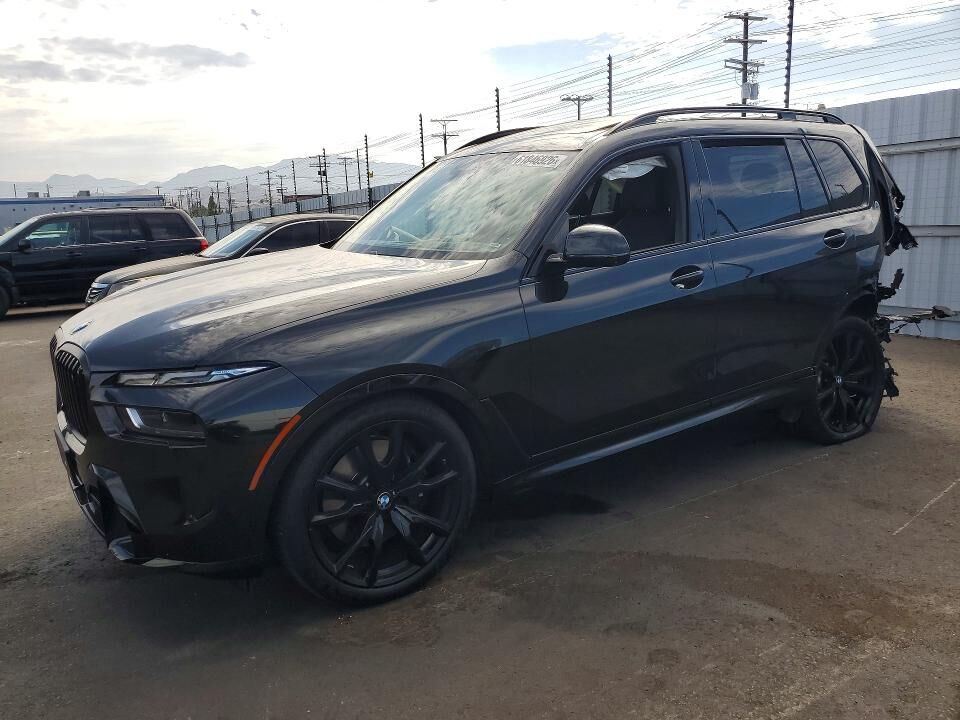 2025 BMW X7
