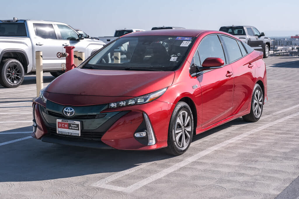 2017 TOYOTA Prius