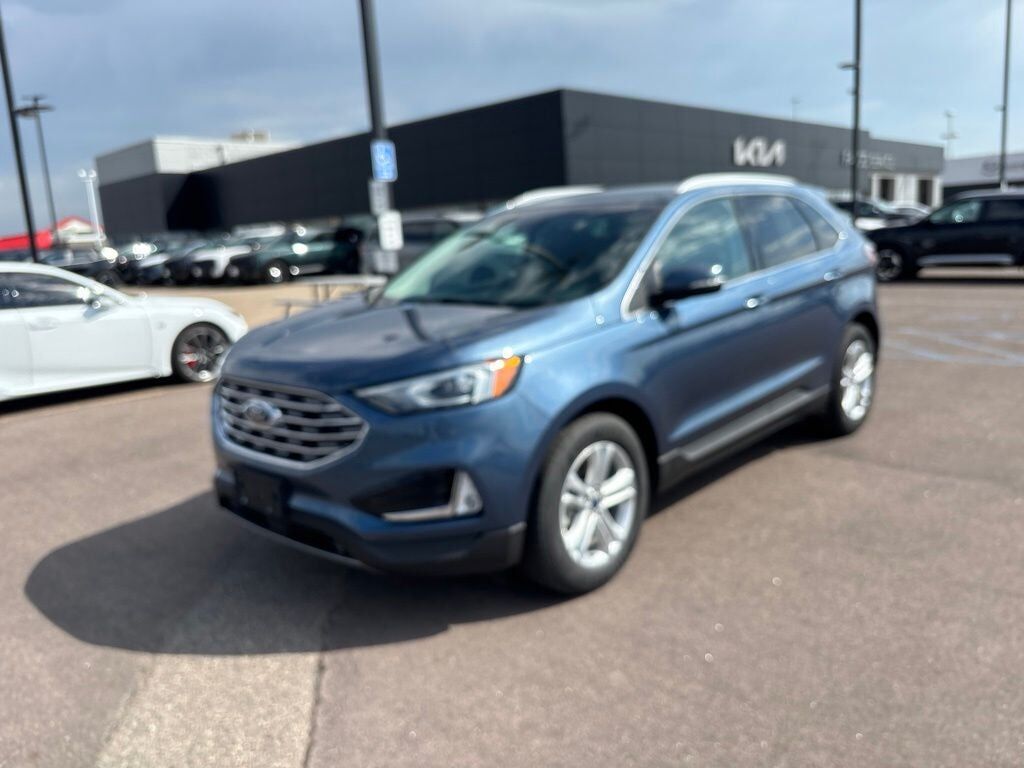 2019 FORD Edge