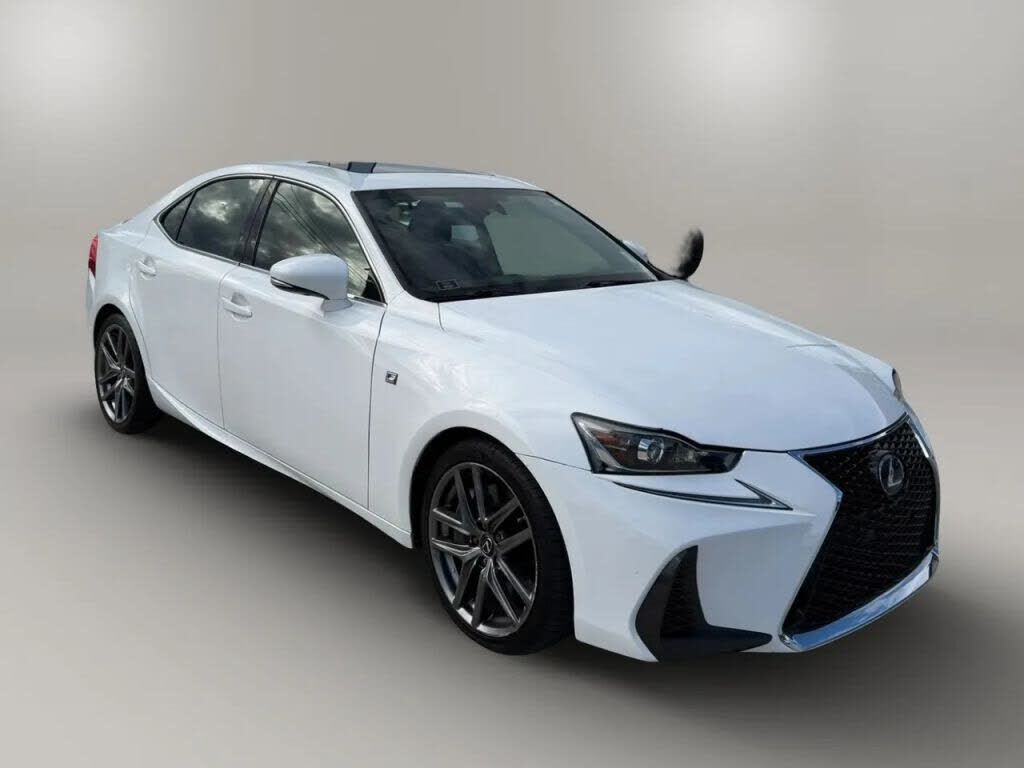 2019 LEXUS IS