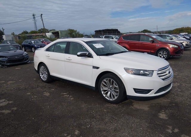 2016 FORD Taurus