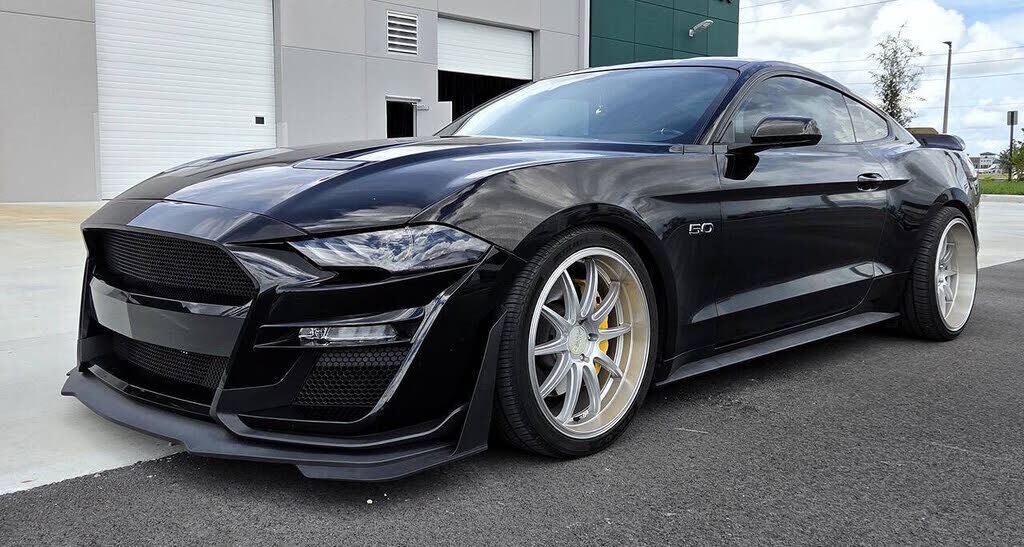 2020 FORD Mustang