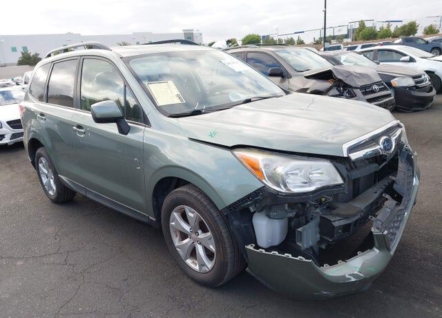 2015 SUBARU Forester