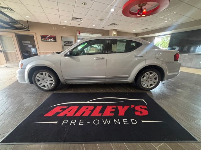 2011 DODGE Avenger