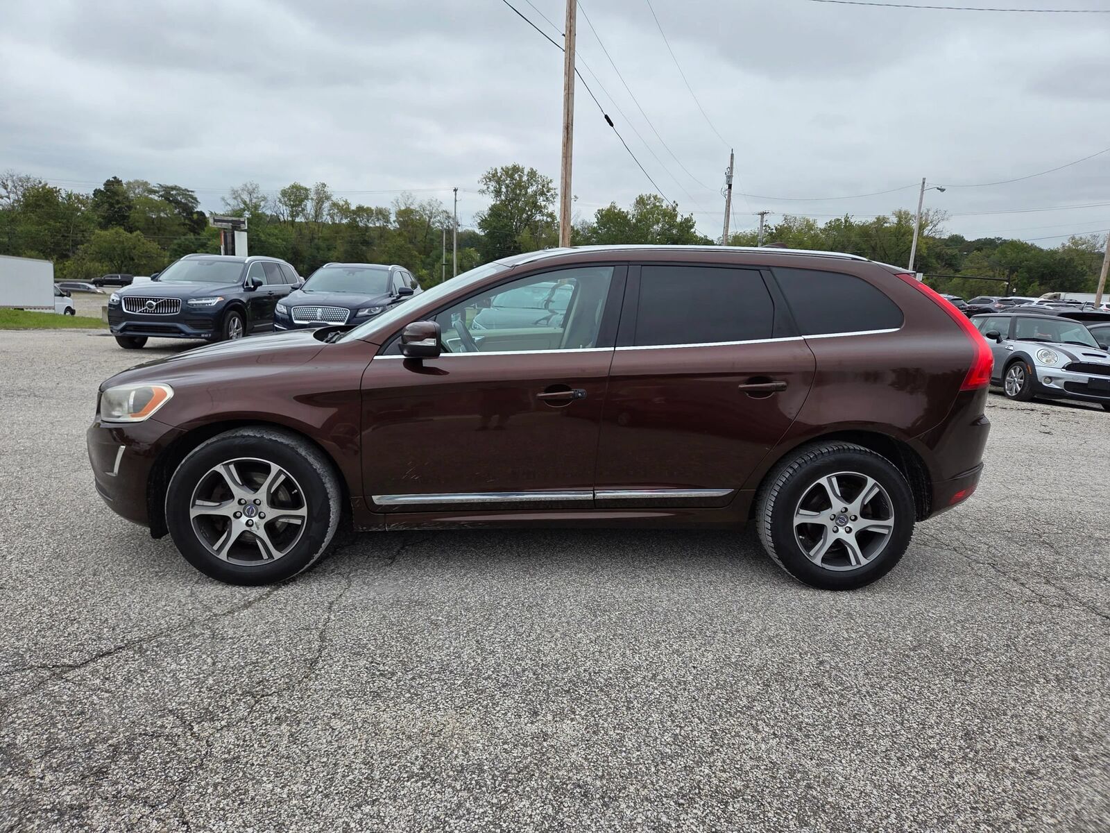 2015 VOLVO XC60
