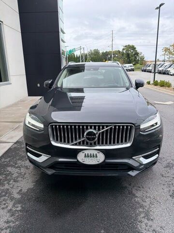 2022 VOLVO XC90
