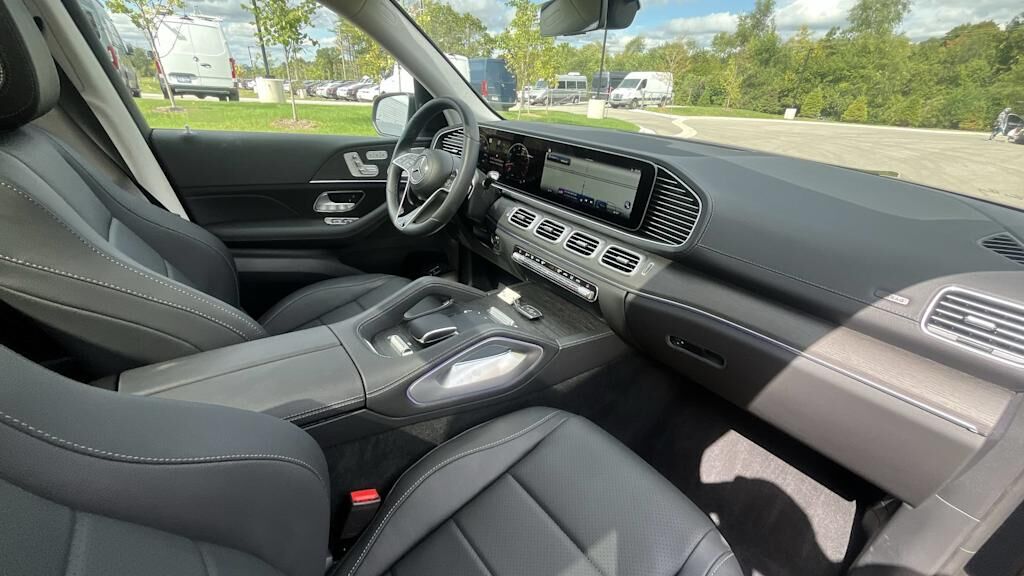 2026 Mercedes-Benz GLS-Class