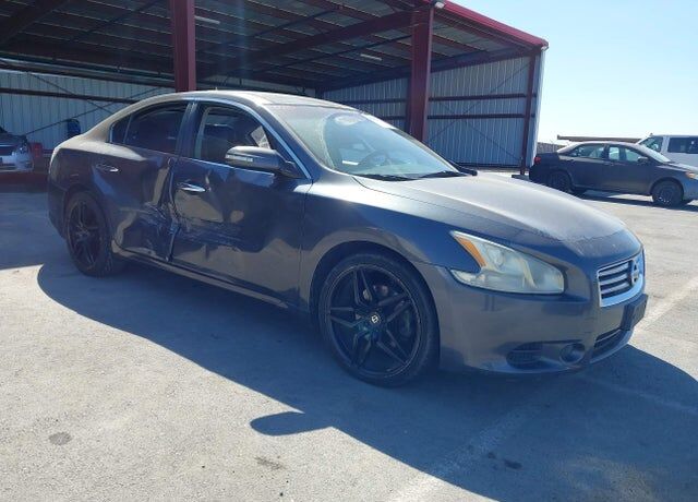 2012 NISSAN Maxima