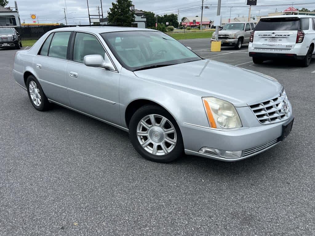 2010 CADILLAC DTS