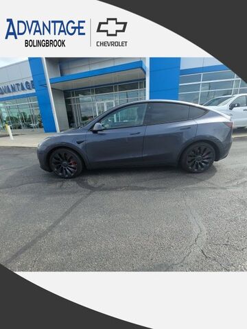 2023 TESLA Model Y