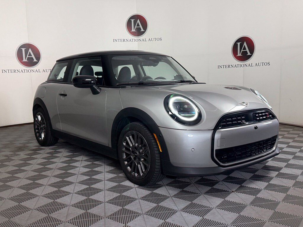 2025 MINI Hardtop
