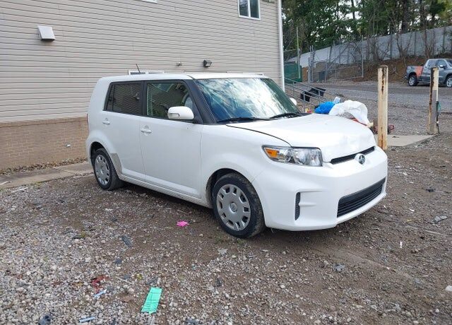 2011 TOYOTA SCION