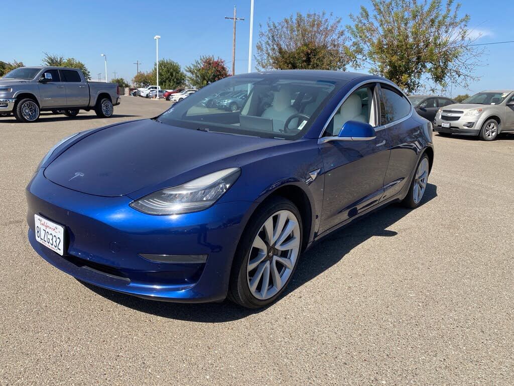 2019 TESLA Model 3
