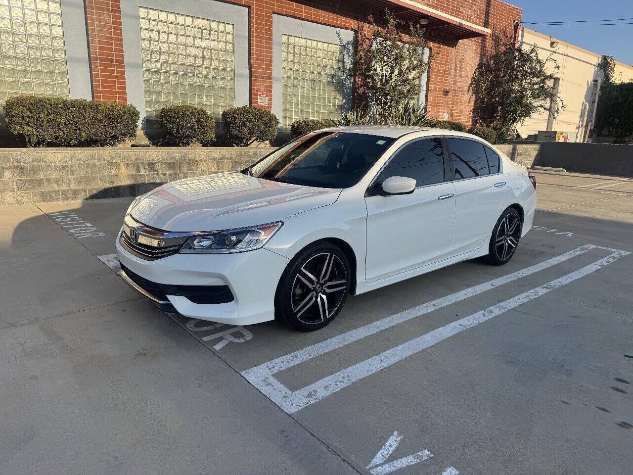 2017 HONDA Accord