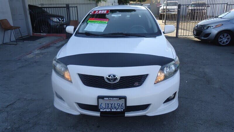 2010 TOYOTA Corolla