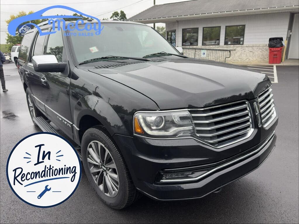 2017 LINCOLN Navigator