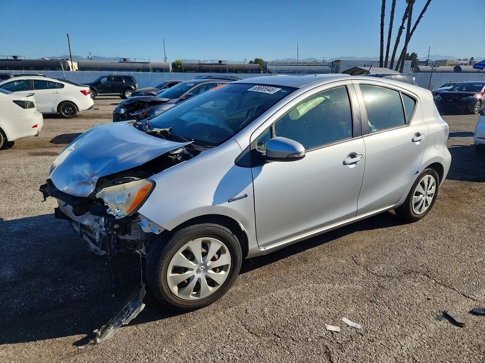 2012 TOYOTA Prius