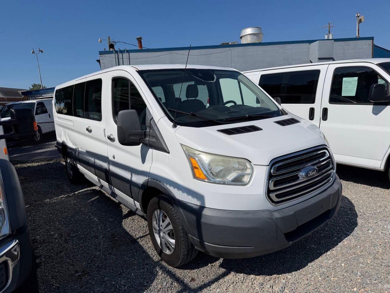 2015 FORD Transit