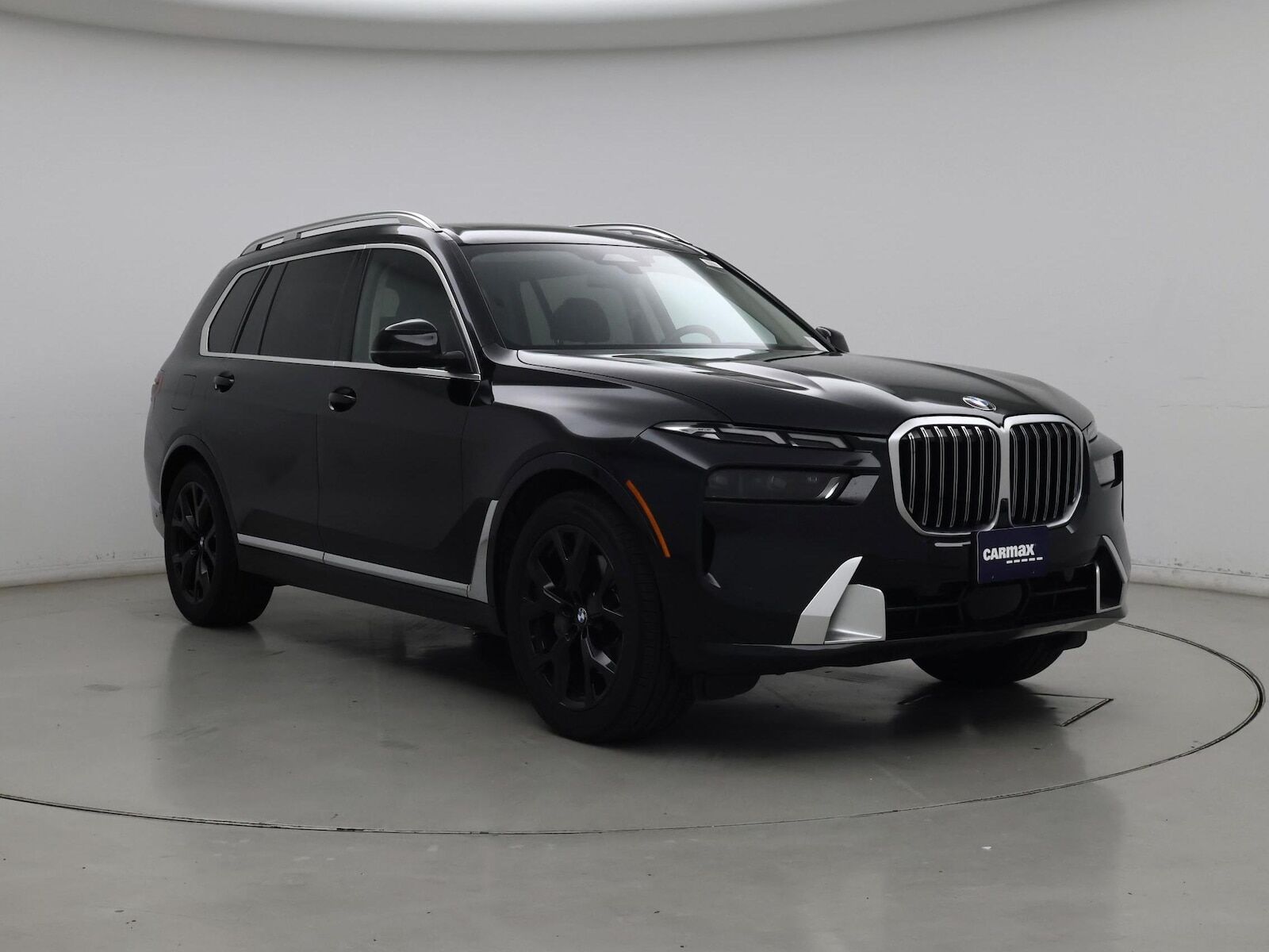 2023 BMW X7