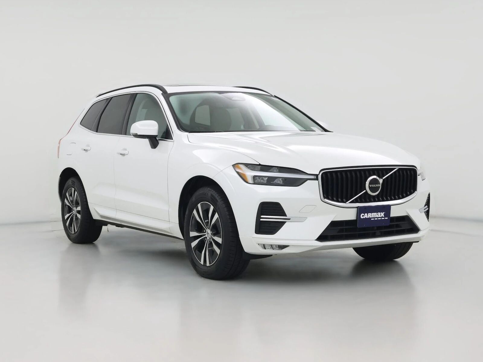 2023 VOLVO XC60