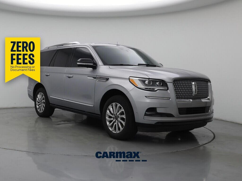 2022 LINCOLN Navigator