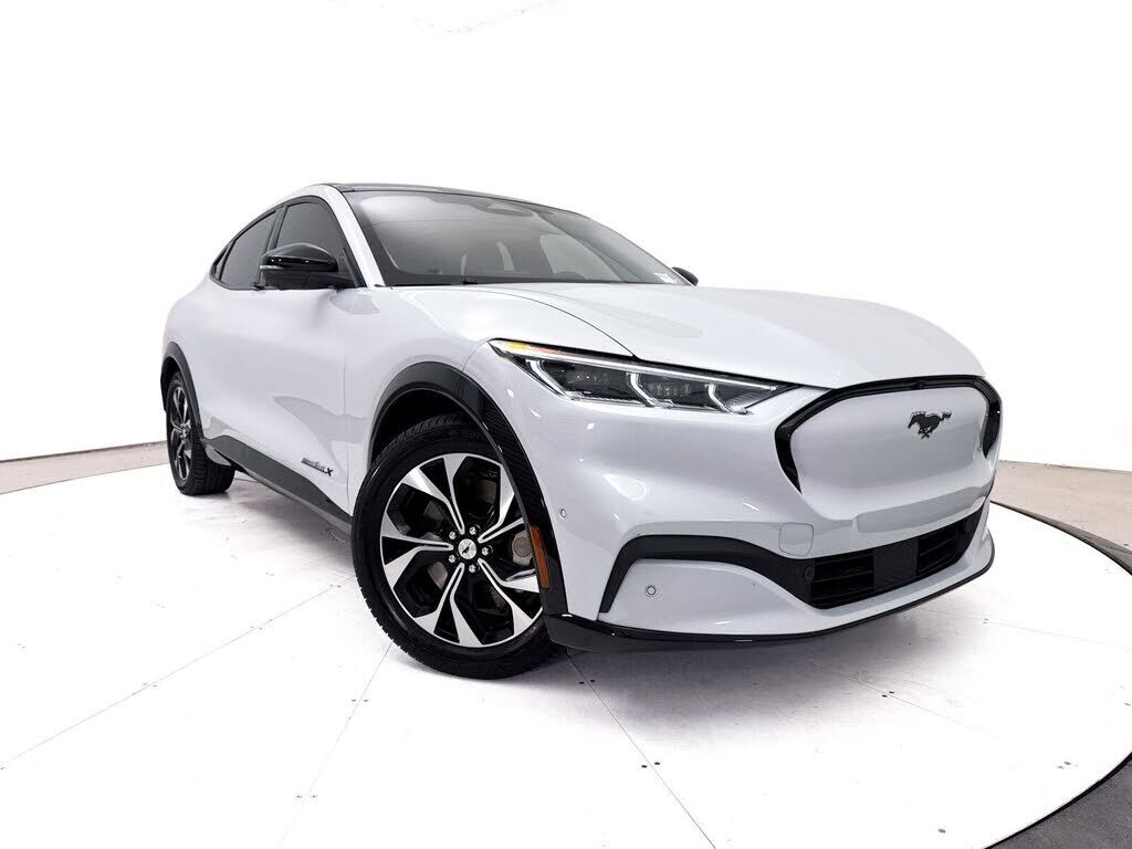 2022 FORD Mach-E