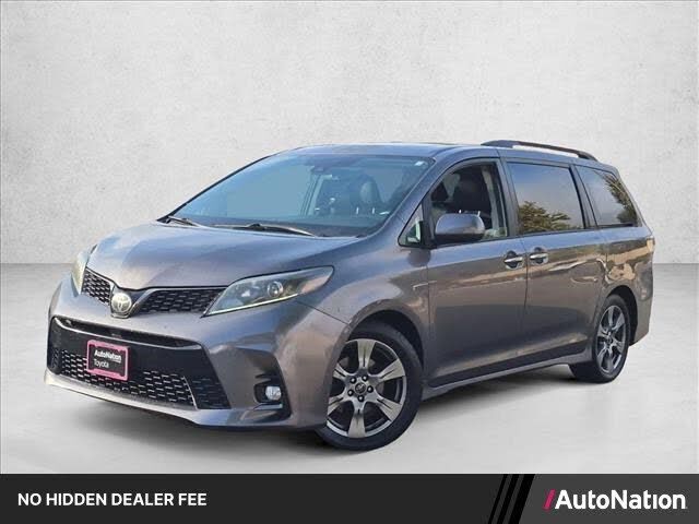 2018 TOYOTA Sienna
