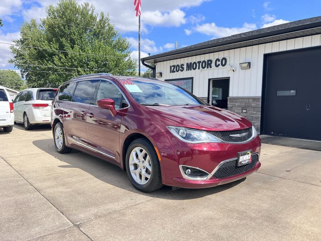 2020 CHRYSLER Pacifica