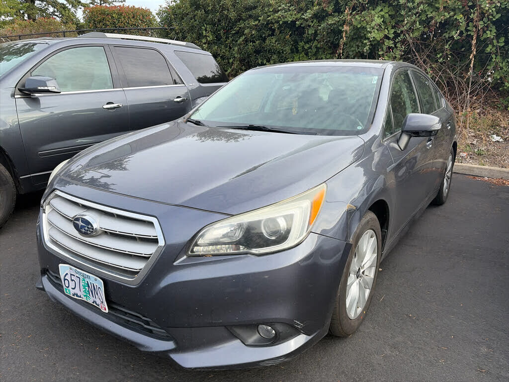 2017 SUBARU Legacy