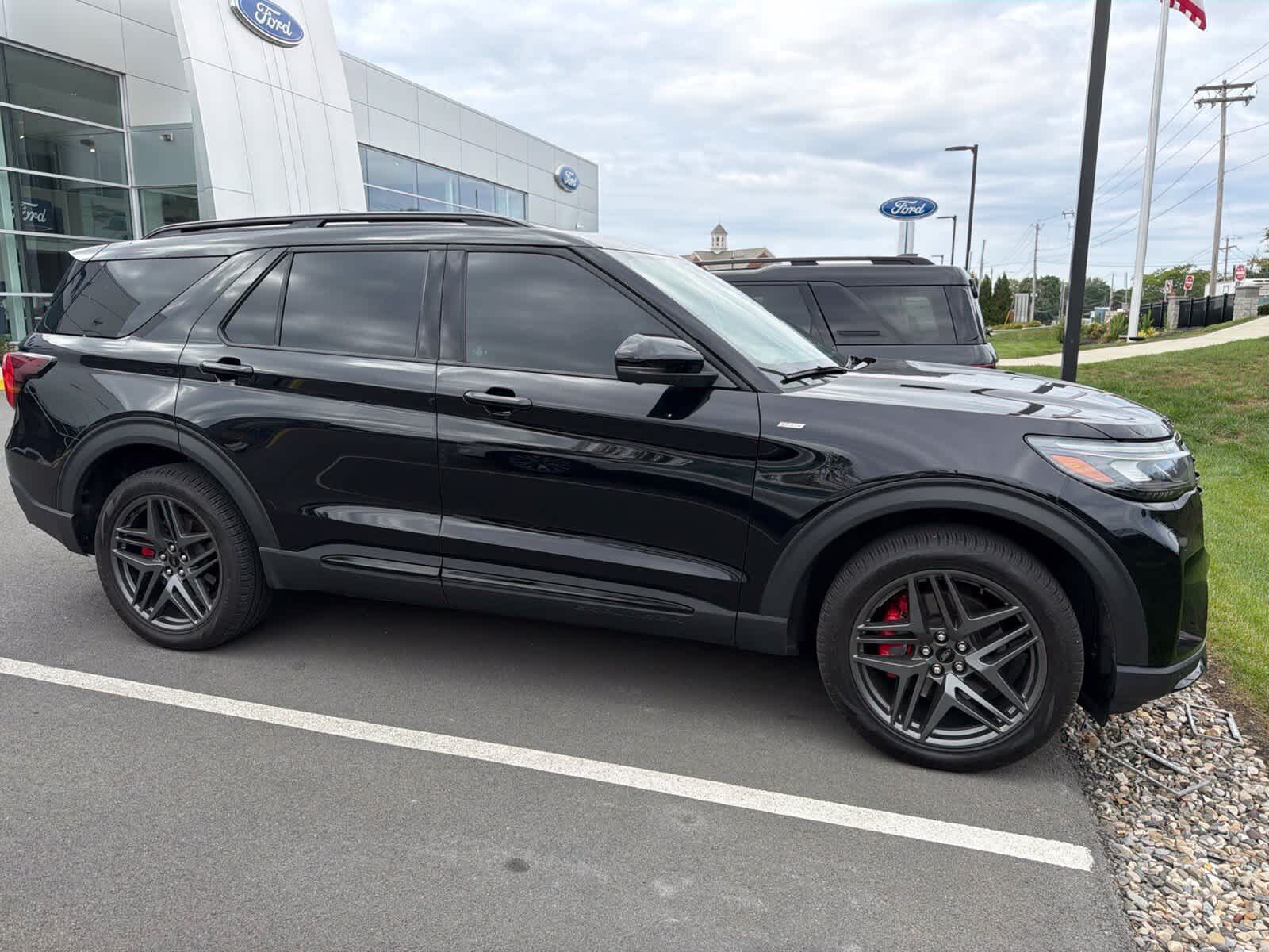 2025 FORD Explorer