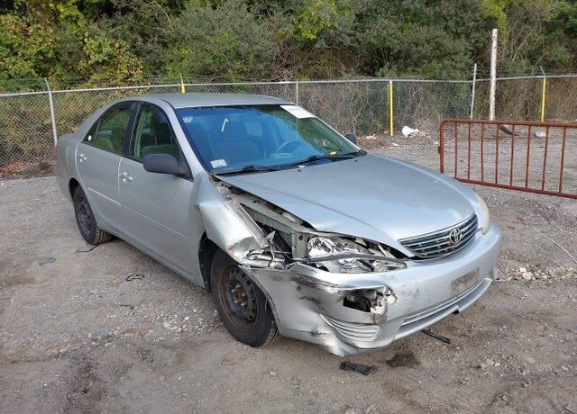 2006 TOYOTA Camry