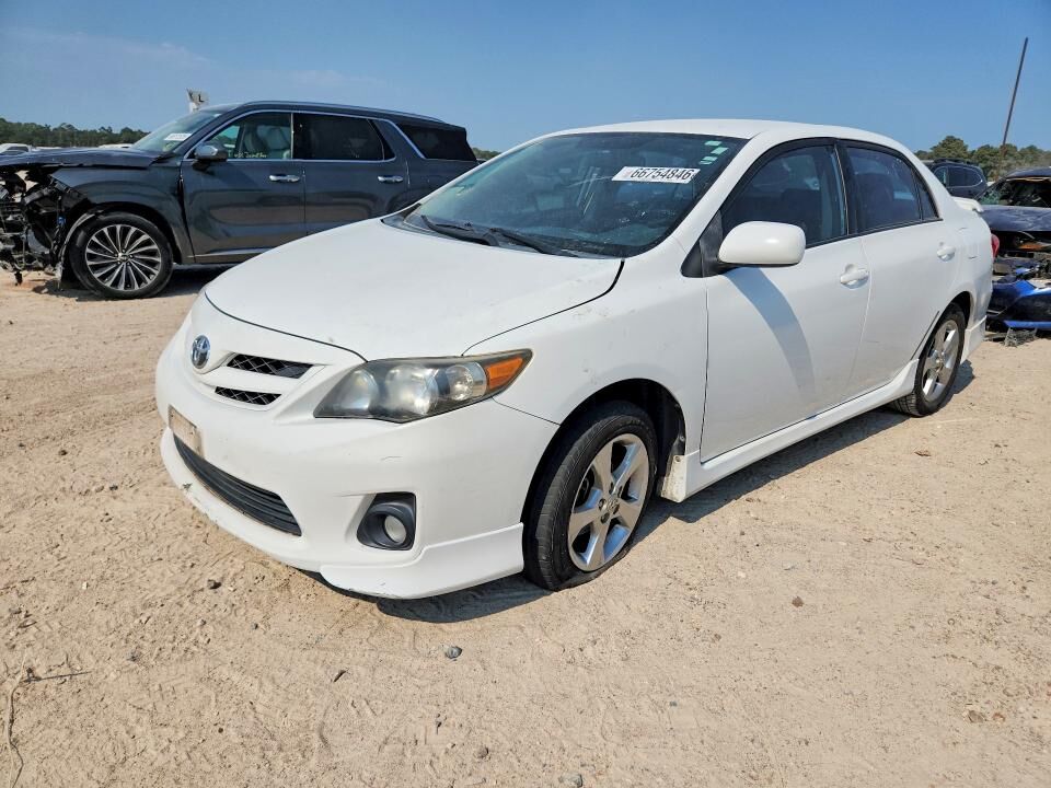 2011 TOYOTA Corolla