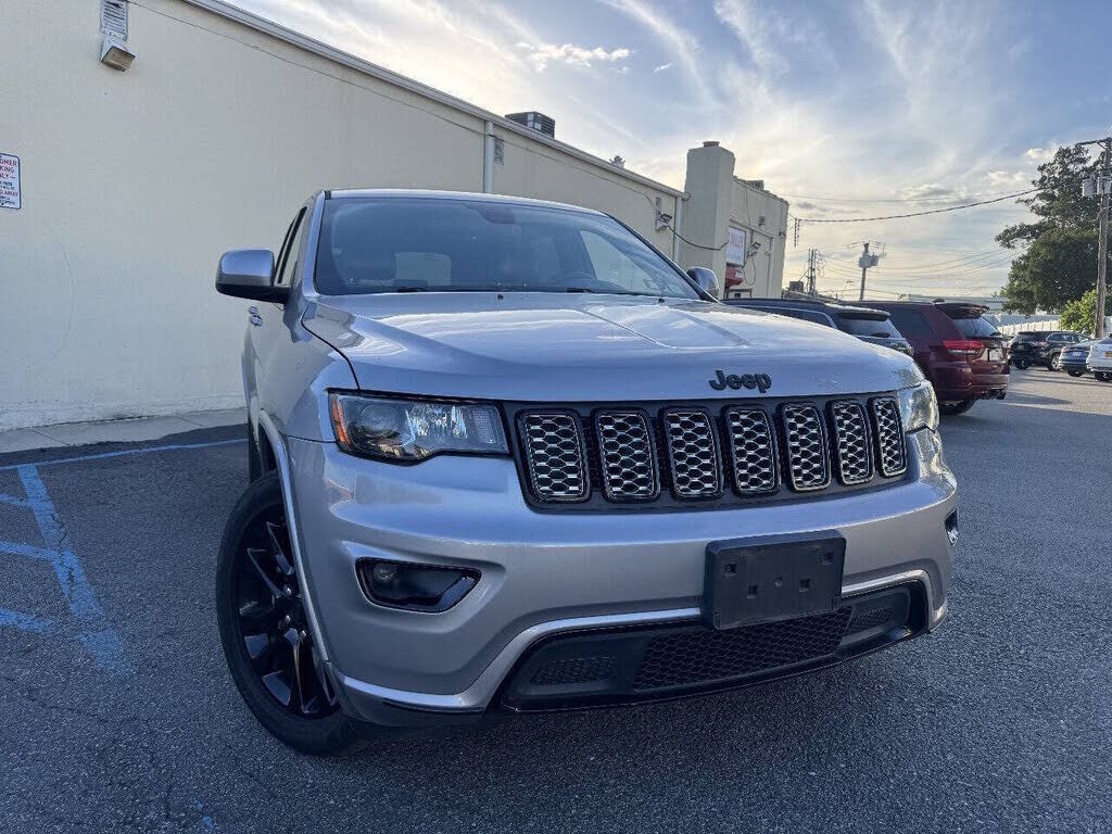 2017 JEEP Grand Cherokee