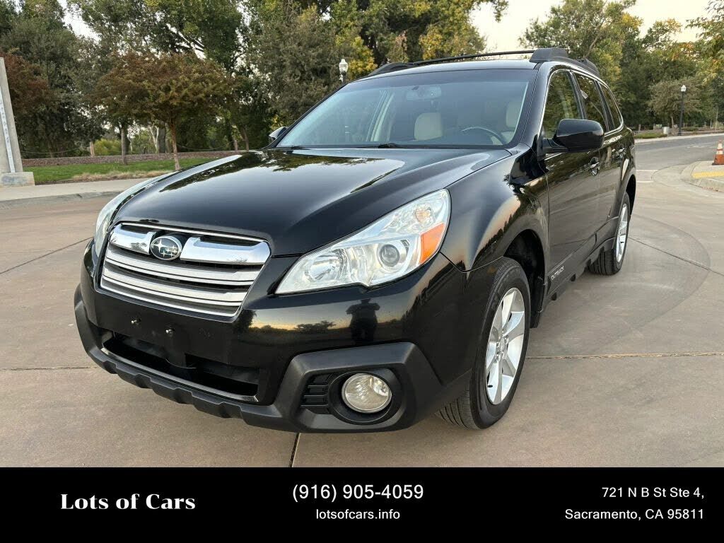 2014 SUBARU Outback