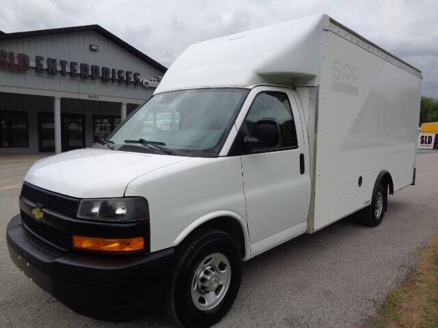 2021 CHEVROLET Express