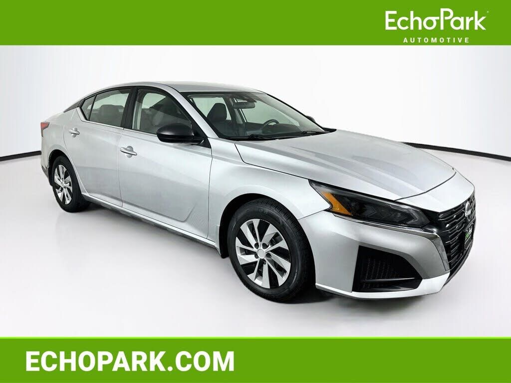 2024 NISSAN Altima
