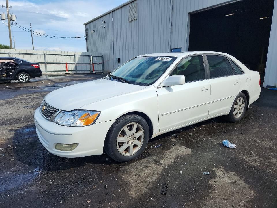 2002 TOYOTA Avalon