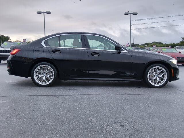 2025 BMW 330i