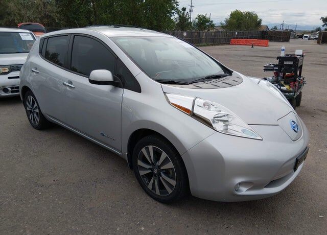 2017 NISSAN Leaf