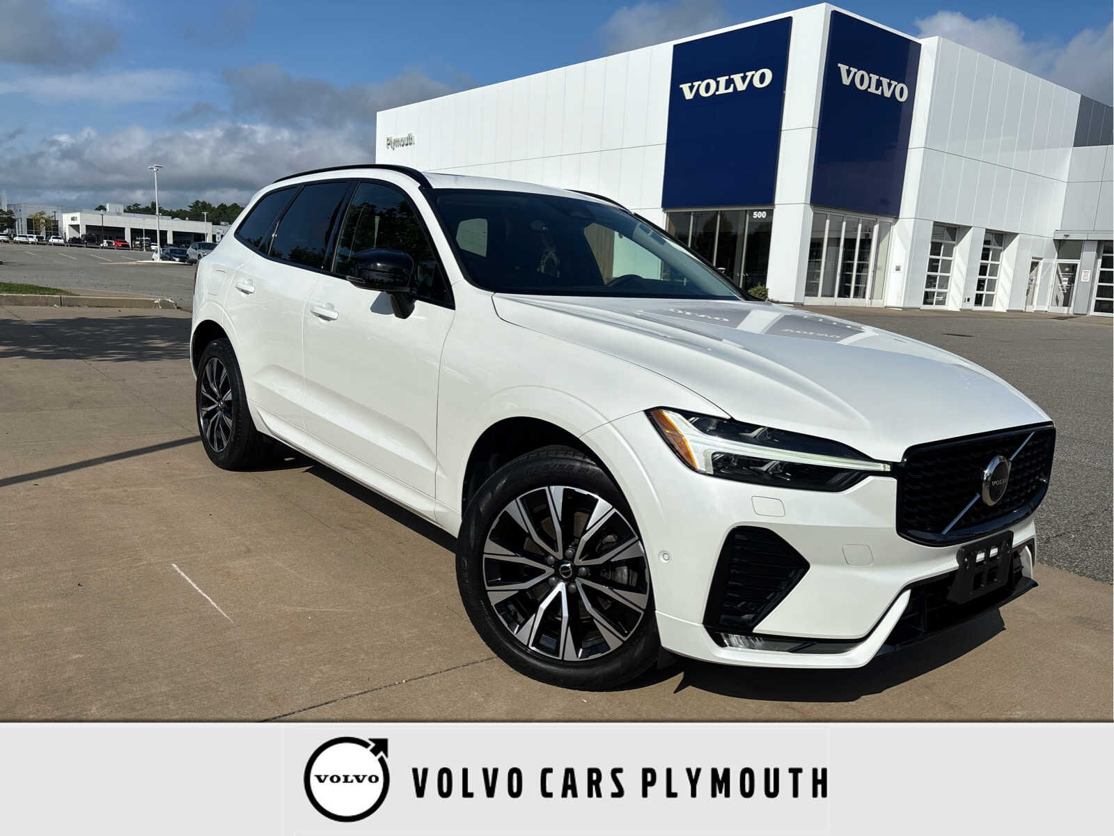 2023 VOLVO XC60