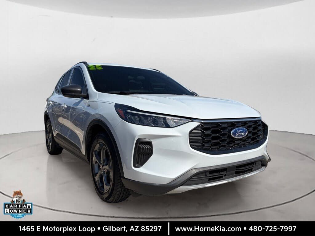 2025 FORD Escape