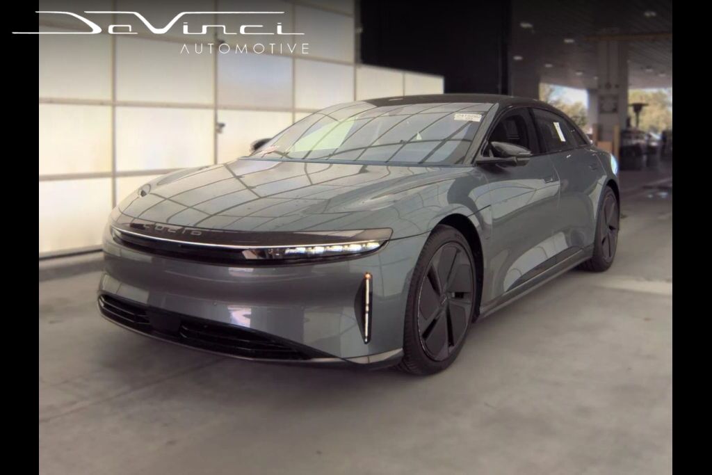 2025 LUCID Air