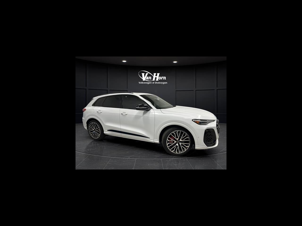 2025 AUDI SQ5