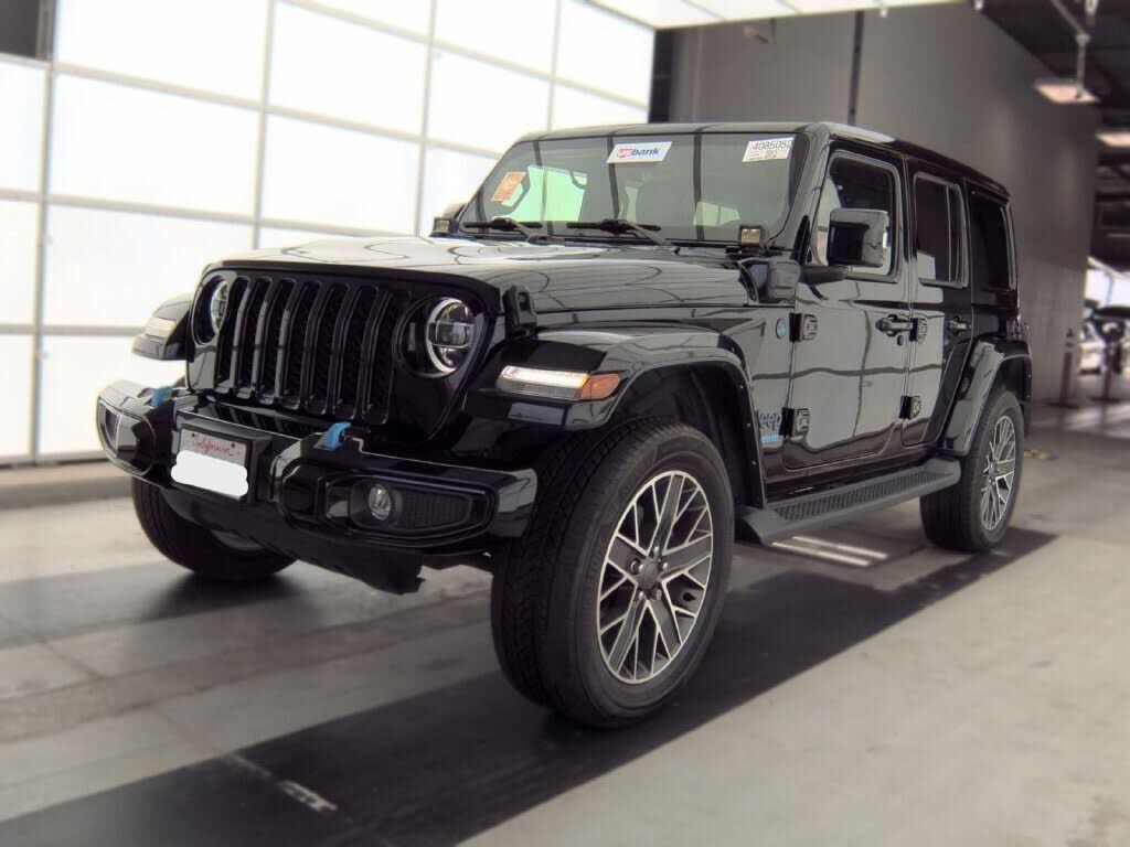 2022 JEEP Wrangler